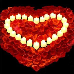 Valentines Decor 1000 Pieces Artificial Rose Petals with 24Pcs Heart Shaped LED